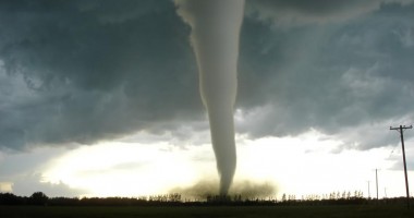 Stire din Social : Tornadele și furtunile vor deveni o obișnuință  în Dobrogea? Ce spun meteorologii constănțeni