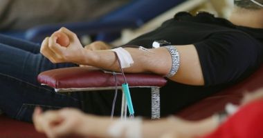 Stire din Actualitate : Bilete la UNTOLD 2022 pentru donatorii de sânge, pe 13-14 noiembrie. Campania „Blood Network" revine în marile orașe