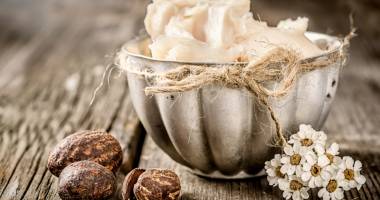 Stire din Sănătate : Combateți  natural ridurile! Faceți cunoștință cu untul de Shea