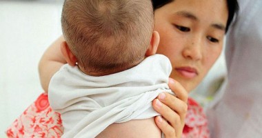 Atenție, IMAGINI ȘOCANTE! Cazul cutremurător al copilului născut cu o coadă care tot crește! - 2
