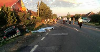 IMAGINI ȘOCANTE! GRAV ACCIDENT RUTIER, AZI. TREI MORȚI ȘI  PATRU RĂNIȚI, DUPĂ O CIOCNIRE FRONTALĂ - 3