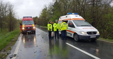 GALERIE FOTO/VIDEO. Accident rutier cu 4 persoane încarcerate, la ieșire din Murfatlar - 2
