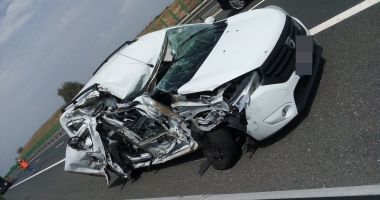 Stire din Eveniment : Accident rutier pe A2, sensul spre Constanţa. Traficul este blocat: "Circulați cu atenție"
