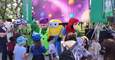 FOTO. Parcul de la Gară, inaugurat într-o atmosferă de basm: mascote, surprize, veselie, copii fericiți - 3