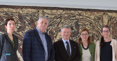 Stire din Cultură-Educație : Ambasadorul Irlandei în România a deschis ”Săptămâna irlandeză” la Universitatea ”Ovidius”