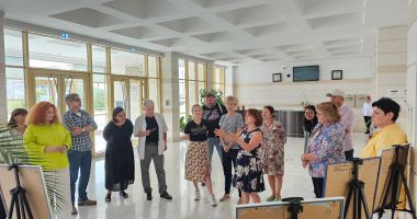 Expoziție dedicată efectelor poluării asupra Mării Negre, cu lucrări realizate de copii ucraineni - 2