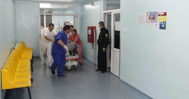 Stire din Social : Rafila: Asistenții, rezidenții și medicii vor primi indemnizații pentru gărzile efectuate