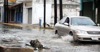 Stire din Actualitate : Uraganul Matthew face ravagii. Pagube imense, produse  de rafalele de 200 km pe oră