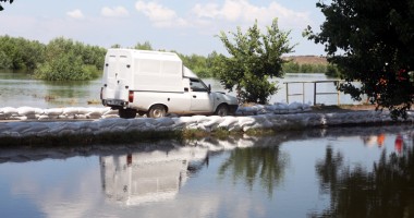 Stire din Social : Dunărea face prăpăd în județul Constanța