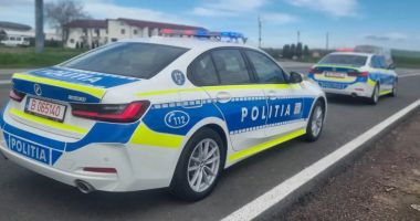 Stire din Eveniment : Urmărire ca-n filme! Un polițist a tras 13 focuri de armă după un șofer care a refuzat să oprească
