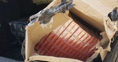 Urmăriri pe străzile Constanței. Contrabandiști, prinși cu mii de pachete de țigări - 3