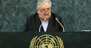Stire din Sport Internațional : Președintele Uruguayului a retras poliția de pe stadioanele din Montevideo