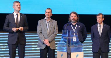 Stire din Politică-Administrație : "Vom lua, curând, o decizie asupra candidatului comun al USR-PLUS la prezidențiale"