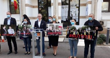 Stire din Politică-Administrație : Stelian Ion, atac la politicienii din Constanța: „Toți sunt niște lichele! Noi vom face orice ca acest oraș să renască!”