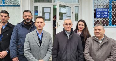 Stire din Politică-Administrație : Deputatul Stelian Ion, de la USR Constanţa, a votat pentru drumul european al României