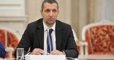 Stire din Politică-Administrație : USR a depus un proiect de lege prin care se interzice reclama la toate produsele din tutun