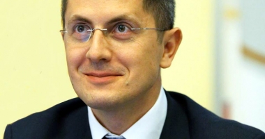 Concurență pentru șefia USR. Ce obiective au Alexandrescu, Barna și Seidler - 2