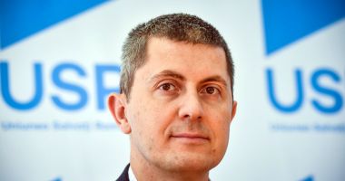 Stire din Politică-Administrație : "Lumea a început să înțeleagă că Liviu Dragnea și PSD sunt o carte necâștigătoare"