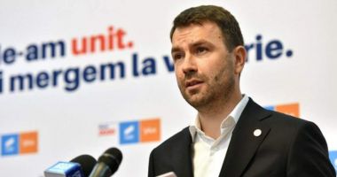 Stire din Politică-Administrație : Legea pentru desfiinţarea Secţiei de Investigare a Infracţiunilor din Justiţie, cerută de USR, din nou, în Parlament