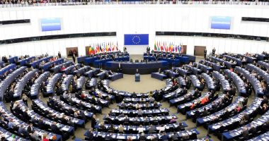 Stire din Politică-Administrație : "Nica și Plumb, propuneri inacceptabile pentru postul de comisar european"