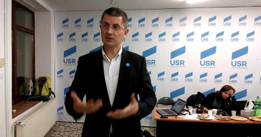 Stire din Politică-Administrație : USR promite candidat propriu la alegerile prezidențiale din 2019