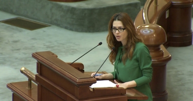 Stire din Politică-Administrație : USR solicită Parlamentului reînființarea Comisiei comune pentru Codul Electoral