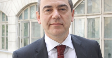 Stire din Politică-Administrație : Concurență pentru șefia USR. Ce obiective au Alexandrescu, Barna și Seidler