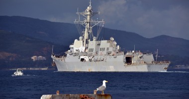 USS Truxtun a părăsit Marea Neagră
