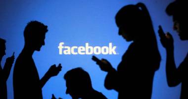 Stire din Tehnologie : Utilizatorii Facebook, predispuși consumului de alcool