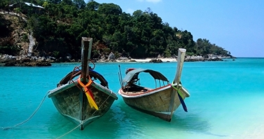De sărbători, românii preferă vacanțele exotice, la plajă