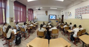 Stire din Cultură-Educație : Bucurie pentru elevi! Începe prima vacanță din acest an școlar, vacanța de toamnă