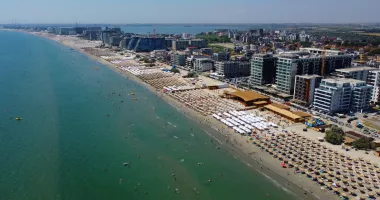 Stire din Social : Controale înainte de 1 Mai pe litoral. Sute de kilograme de alimente confiscate în Mangalia
