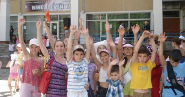 Stire din Cultură-Educație : Gata cu școala!!!