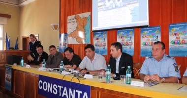 Stire din Eveniment : Aveți grijă, se fură din mașini!