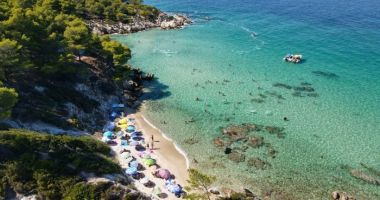 Stire din Social : Vacanțele din 2022, cele mai scumpe din ultimii ani