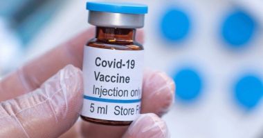 Sondaj: Peste jumătate dintre angajaţii din învăţământ nu sunt de acord să se vaccineze împotriva COVID-19