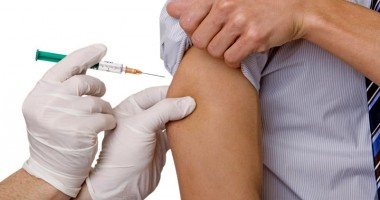 Stire din Sănătate : Vaccinați-vă împotriva gripei!