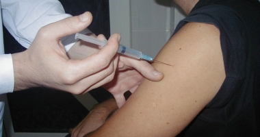 Stire din Sănătate : Imunizarea copiilor. Sosesc dozele de vaccin hexavalent
