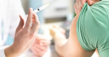 Stire din Actualitate : Încă o creștere substanțială a numărului de români care s-au vaccinat. Peste 73.000 de persoane imunizate în ultimele 24 de ore