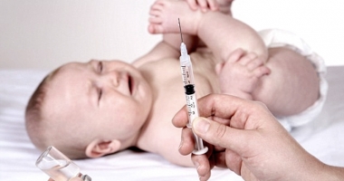 Stire din Social : Vin dozele de vaccin hexavalent!