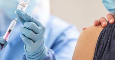Stire din Actualitate : Peste 41.000 de români s-au vaccinat în ultimele 24 de ore. Jumătate de milion de persoane au făcut deja doza a treia