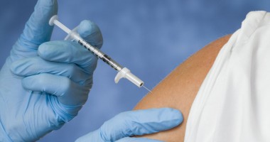 Stire din Sănătate : Vaccinarea antigripală, cu prioritate pentru copii și bătrâni