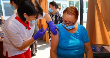 Stire din Social : Vaccinare pe plajă! Unde se află locaţiile