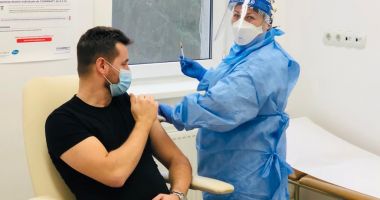 Stire din Cultură-Educație : De astăzi, începe vaccinarea cadrelor didactice din Constanța