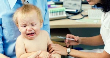 Stire din Sănătate : "Nu este admisibil să moară copii, din cauza unor boli care pot fi prevenite"