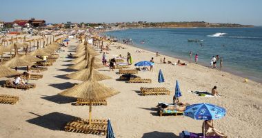 Stire din Economie : Vă este dor de vacanță? S-a deschis Târgul de Turism al României, ediția virtuală!