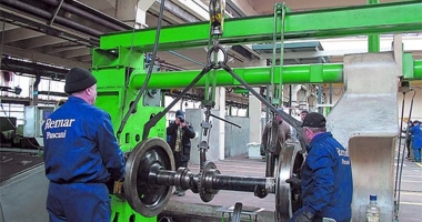 Stire din Economie : Vagoanele din Gabon sunt modernizate la Pașcani