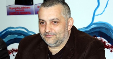 Stire din Politică-Administrație : Dan Diaconescu, achiziție de marcă la Constanța: afaceristul Valentin Șurghie