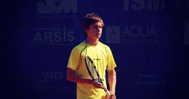 Stire din Sport : Tenis: Juniorul Valentin Popescu s-a calificat în semifinalele turneului ITF din Egipt
