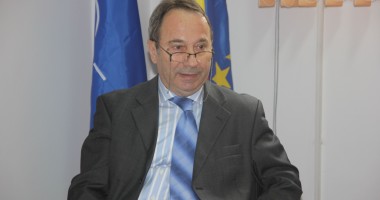 Stire din Eveniment : VIDEO / Polițiștii locali acuzați că pun abuziv ,,caracatița'' au dat de probleme